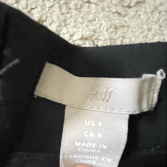 H&M Flared Skirt Black - Picture 3 of 4